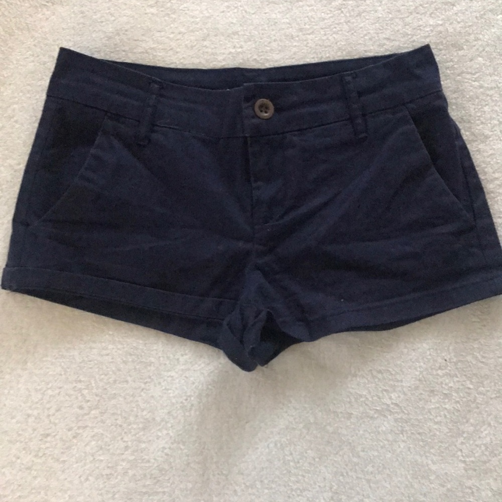 MILEY Navy Shorts